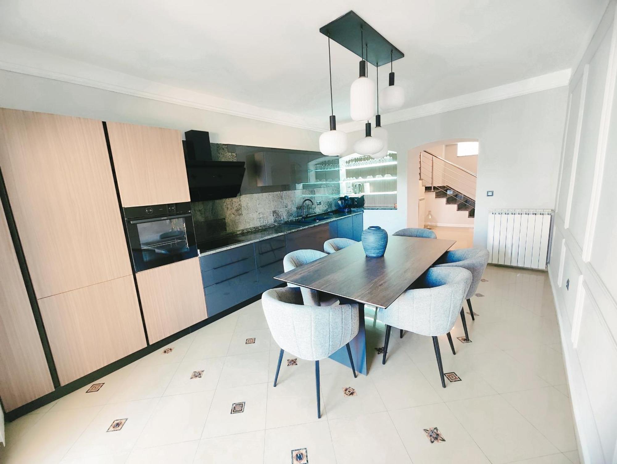 Luxury Regina *